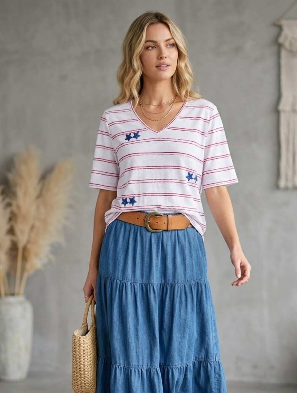 Chico's Americana Striped Embroidered Star V-Neck Tee Top Size 1 (Med)